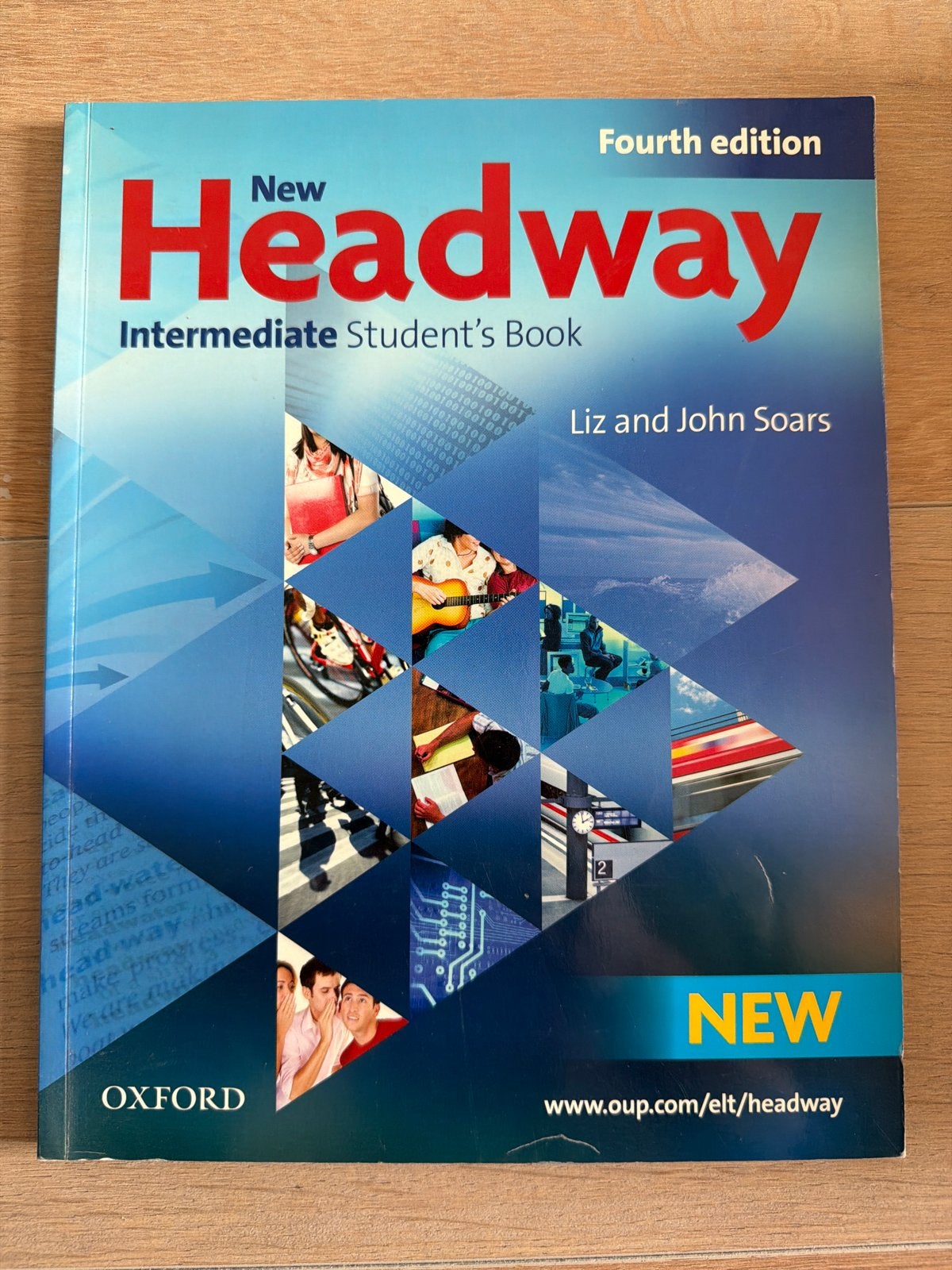 New Headway Intermediate Student's Book - 4th Edition, Ophalen of Verzenden, Alpha, Zo goed als nieuw, Overige niveaus