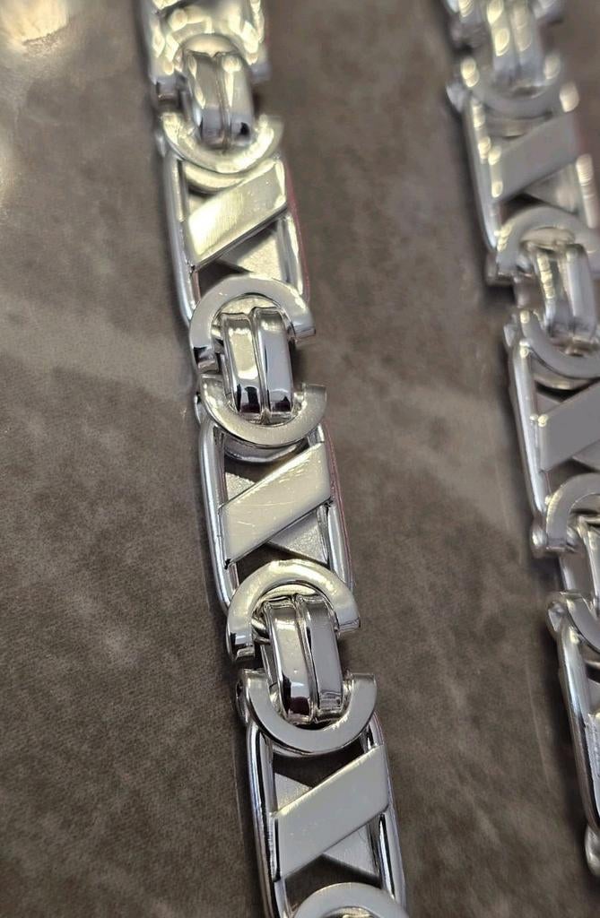 Prachtige Valentino zilveren ketting 8mm 70cm lang, Ophalen of Verzenden, Nieuw, Zilver, Zilver