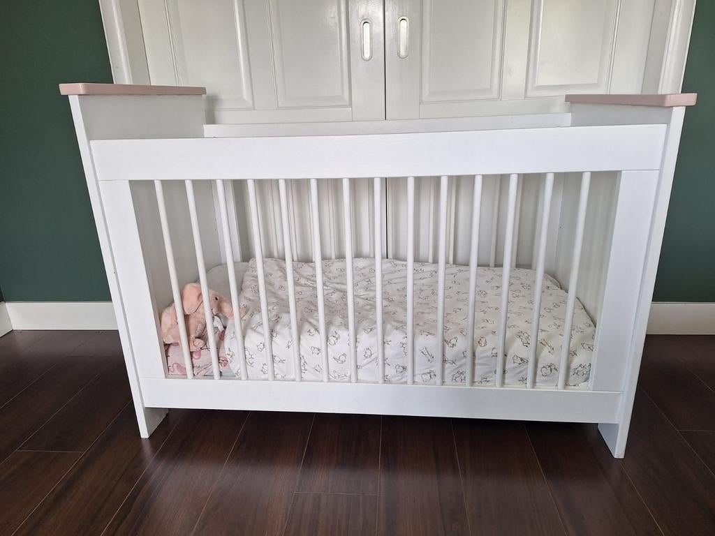 Wit BOPITA meegroei ledikant/bedje met matras voor Meisje, Ophalen, Zo goed als nieuw, Ledikant
