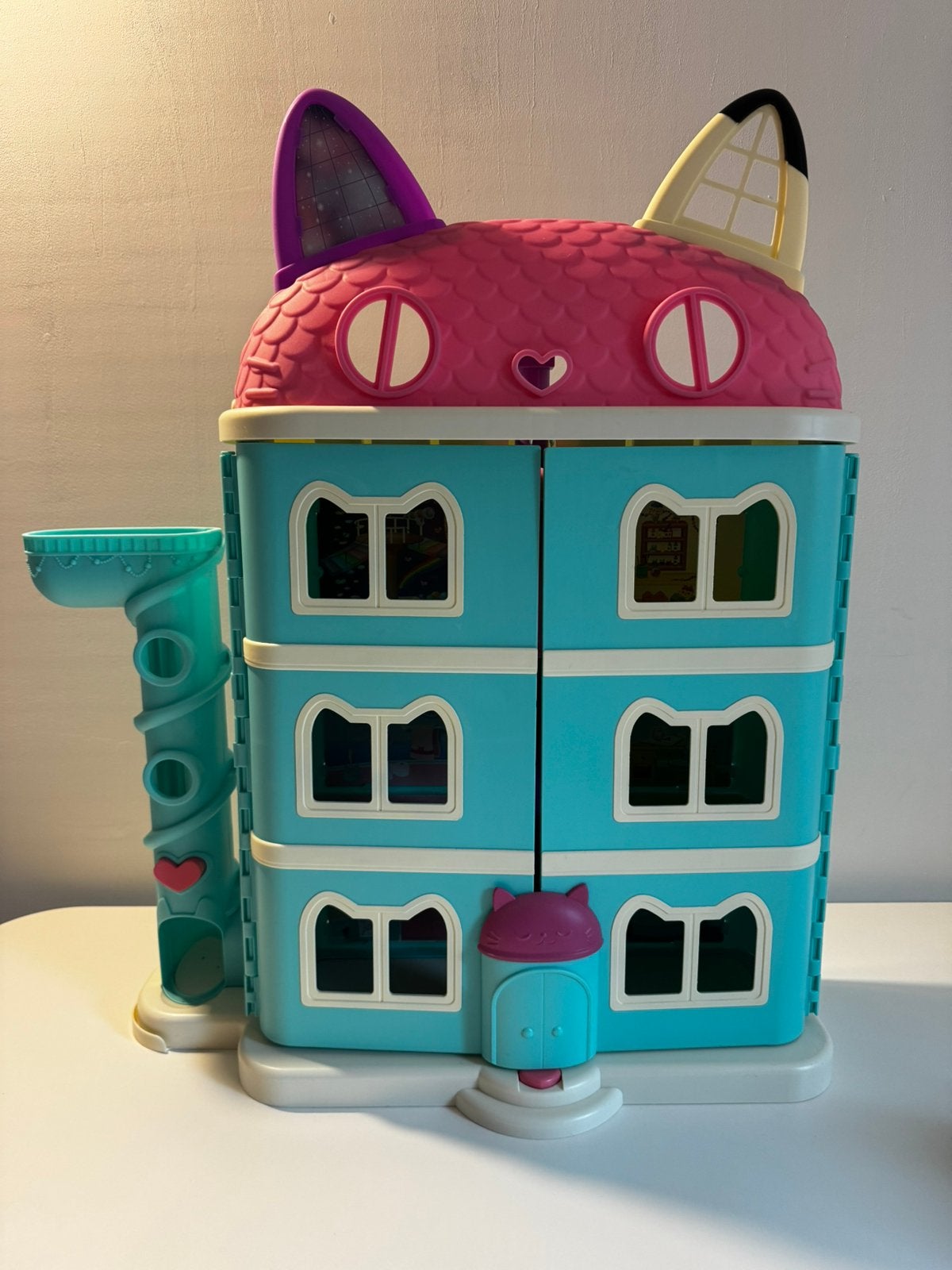 Gabby’s poppenhuis inc. (extra) accessoires ZGAN, Kinderen en Baby's, Speelgoed | Poppenhuizen, Ophalen, Zo goed als nieuw, Poppenhuis