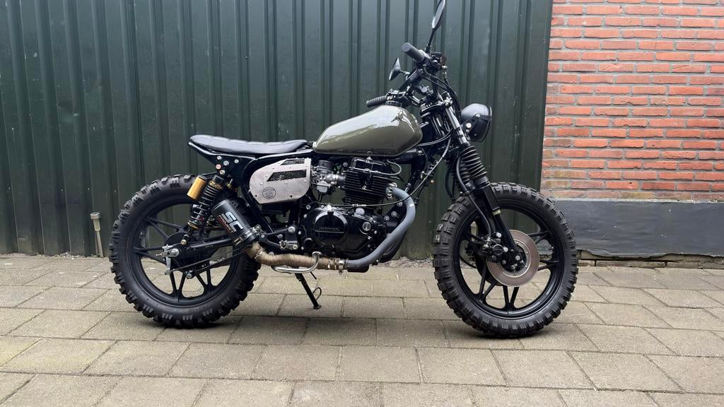 Unieke Honda CB450N Scrambler - Custom Build, Motoren, Motoren | Honda, 2 cilinders, Sportuitlaat, Gebruikt, Particulier