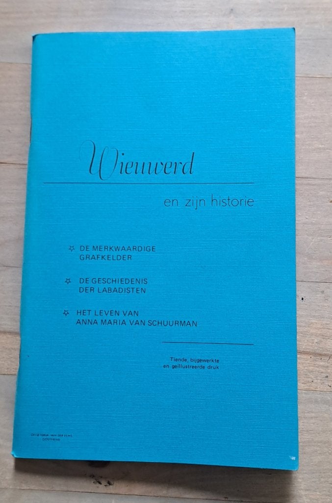 Wieuwerd Wieuwert en zijn historie, Ophalen of Verzenden, 20e eeuw of later, Gelezen, Diverse auteurs