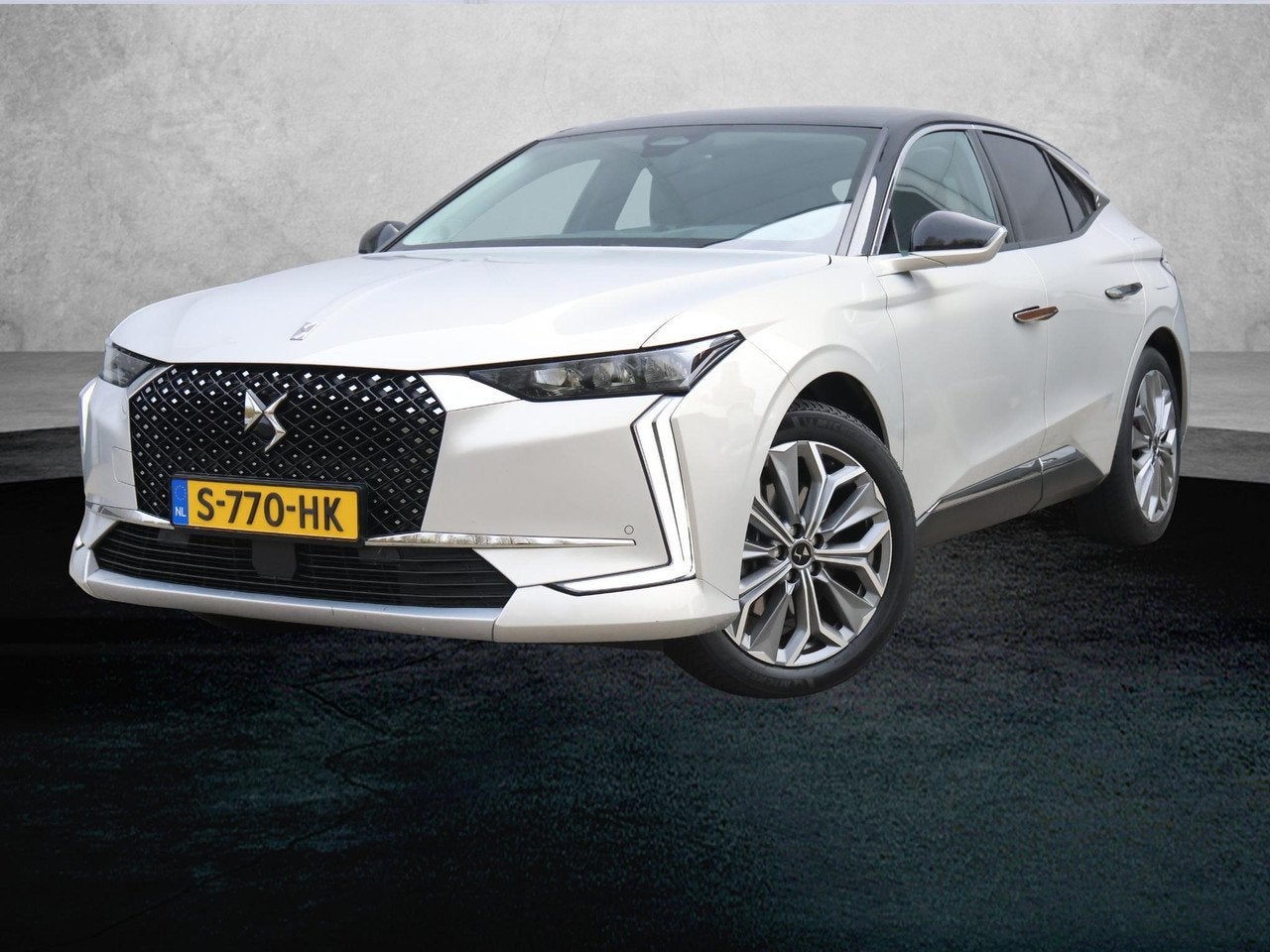 DS DS 4 225pk E-Tense Trocadero | 1ste eigenaar | LEER/Stof, Automaat, Gebruikt, 4 cilinders, 1600 cc