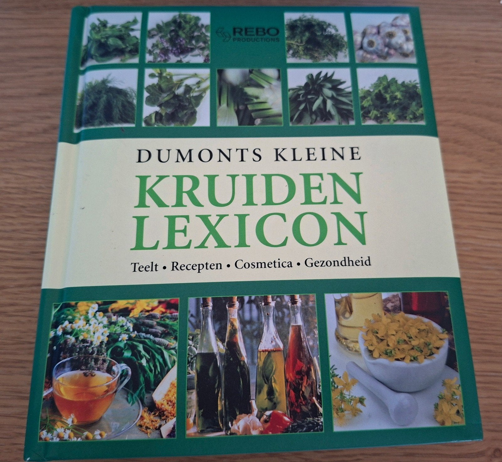 Dumonts Kleine Kruiden Lexicon - Zo goed als nieuw, Boeken, Gezondheid, Dieet en Voeding, Ophalen of Verzenden