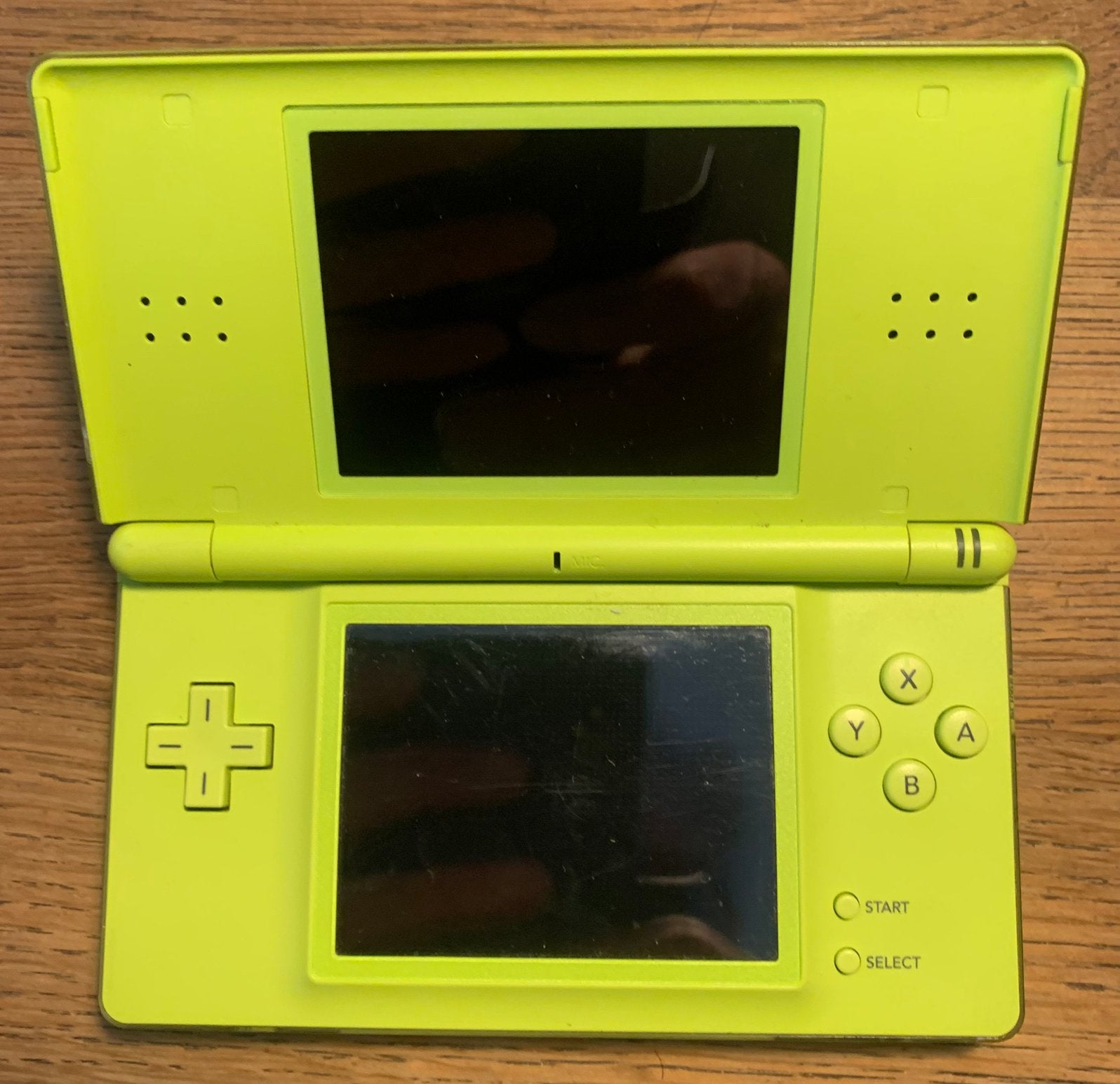 Nintendo DS Lime green. Zonder pen!!!!, Ophalen of Verzenden, Zo goed als nieuw, Groen, DS Lite