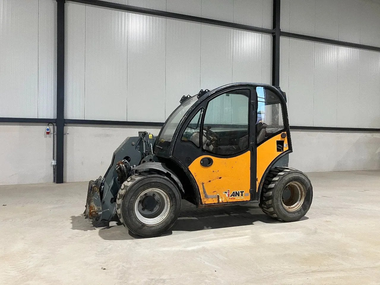 Giant tendo 4548 mini verreiker/shovel (bj 2013), Verreiker