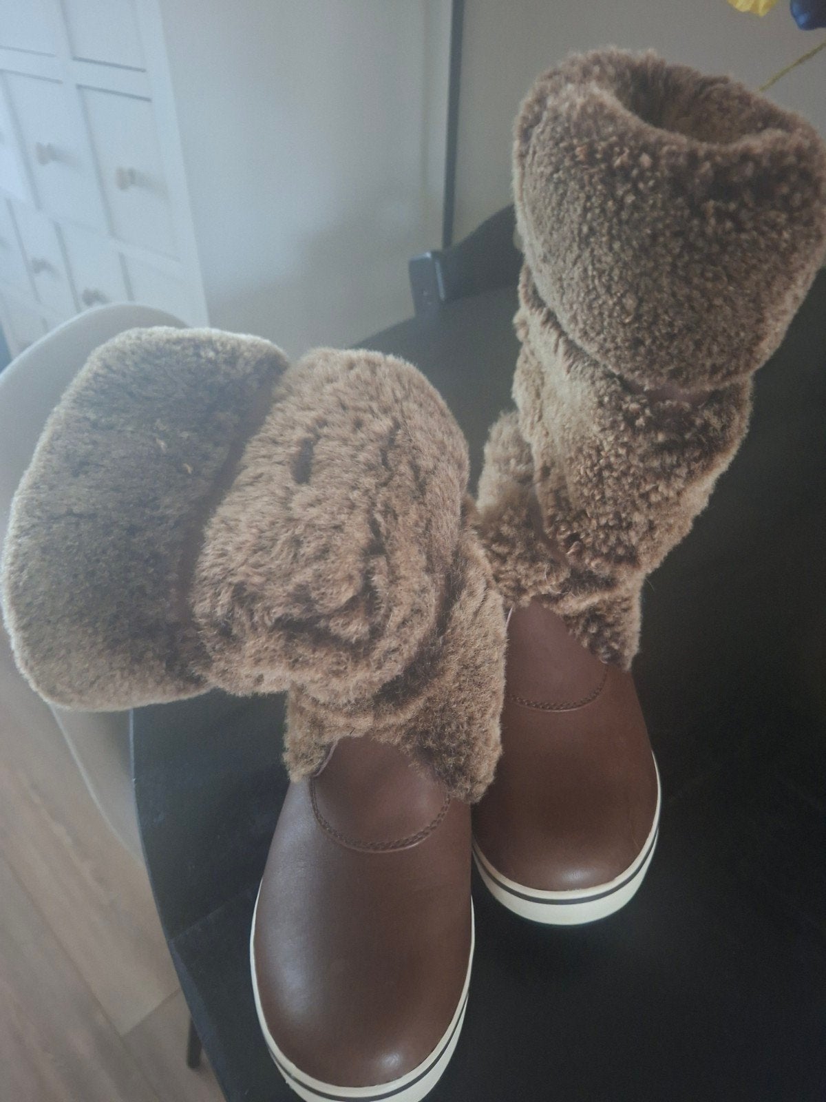 UGG Australia Laarzen lilyan Bruin met Bont - Maat 38, Ophalen, Bruin, UGG Australia, Snowboots
