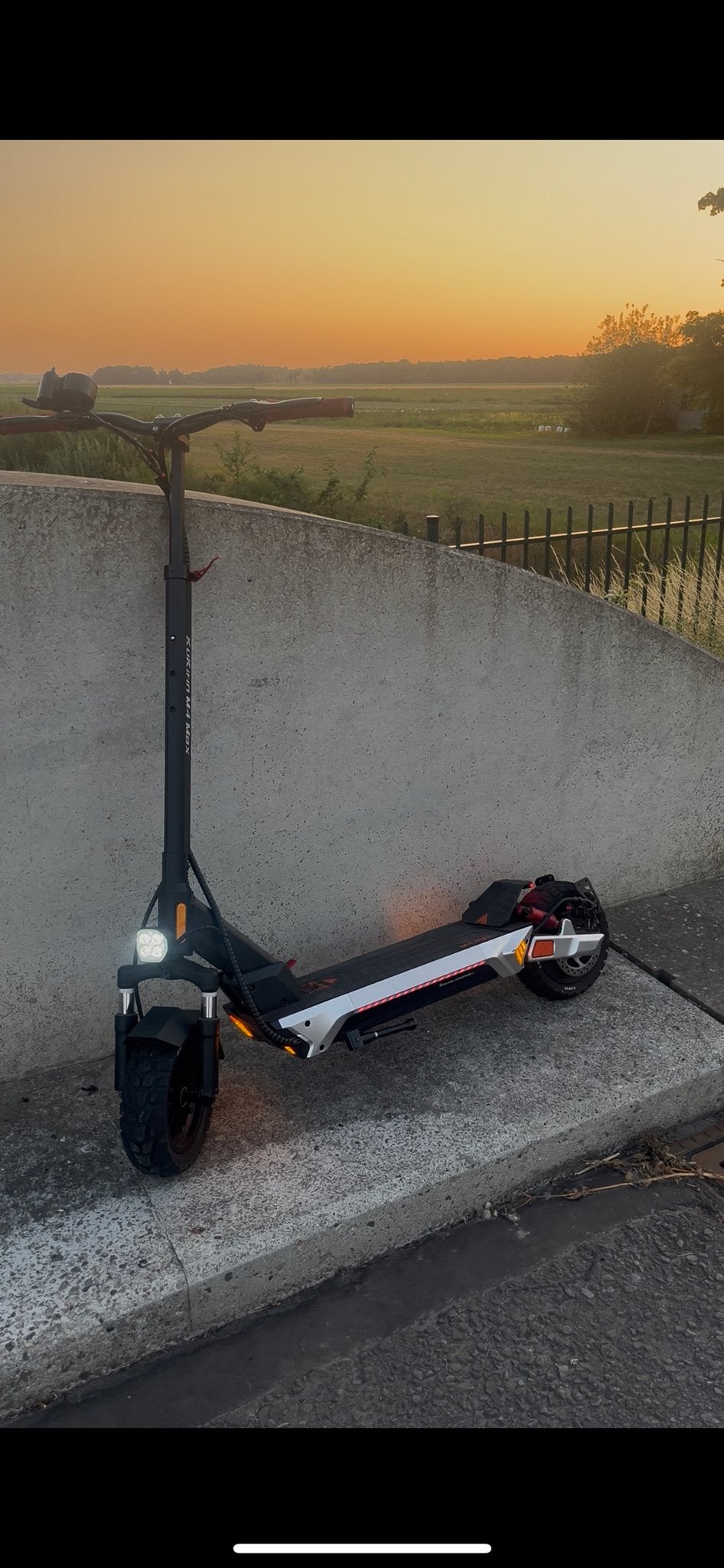 Kukirin M4 Max E-step - Slechts 349 km gereden!, Fietsen en Brommers, Ophalen of Verzenden, Zo goed als nieuw, Elektrische step (E-scooter)