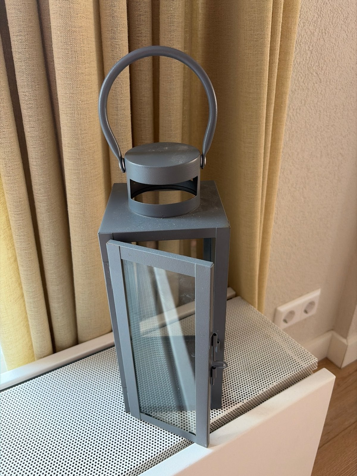 2 stuks Gietijzeren lantaarn met glazen panelen, Ophalen, Gebruikt, Overige materialen, Landelijk