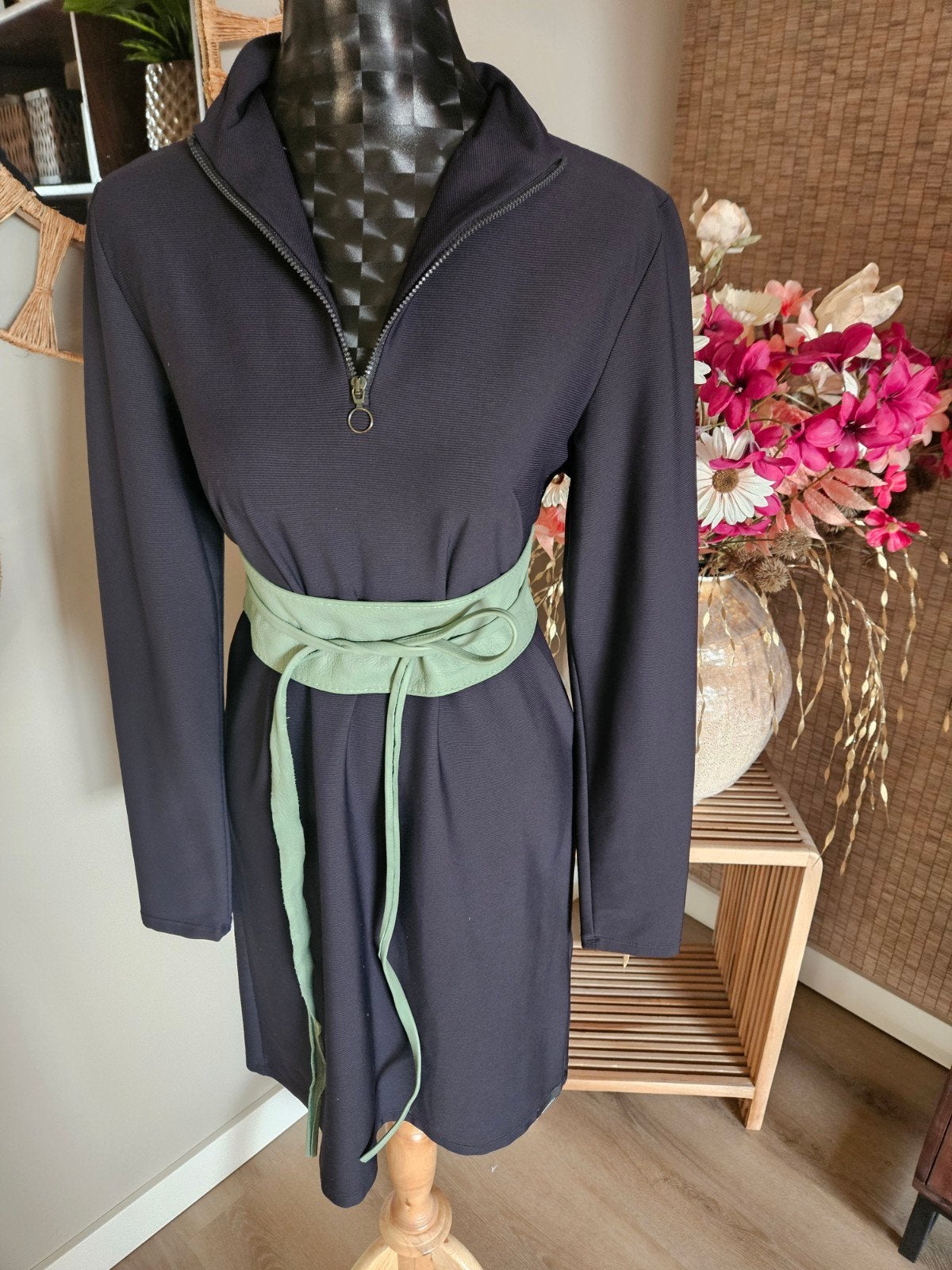 Penn&ink jurk 36 zwart travel achtige stof zgan, Zwart, Ophalen of Verzenden, Zo goed als nieuw, Maat 36 (S)