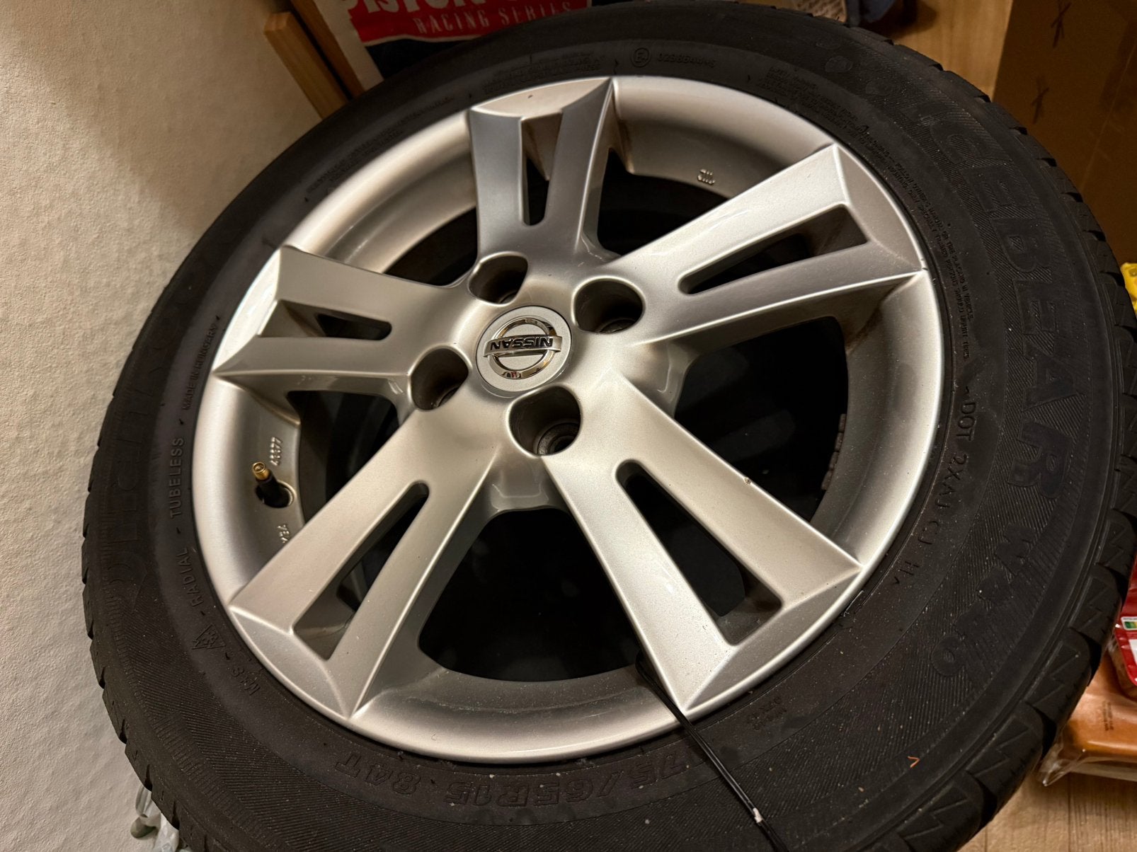 4 x lichtmetalen Velgen Nissan Note met Banden, Ophalen, 14 inch, Gebruikt, 175 mm