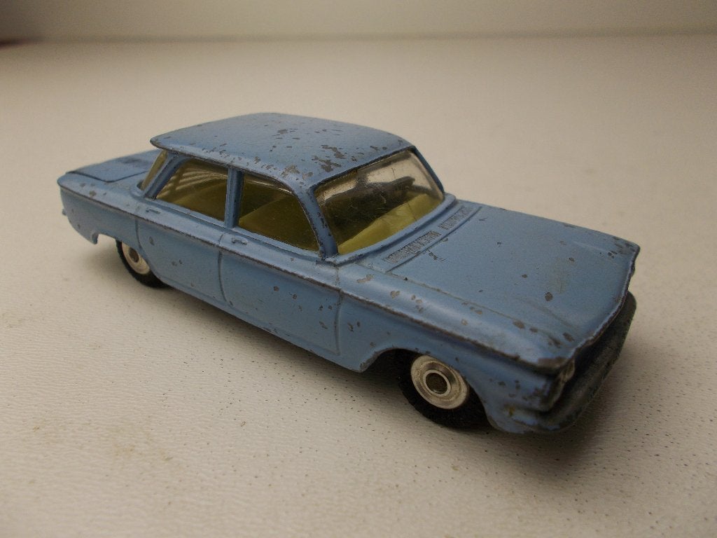 1960 Corgi Toys 229 CHEVROLET CORVAIR (-D-), Ophalen of Verzenden, Gebruikt, Auto, Corgi