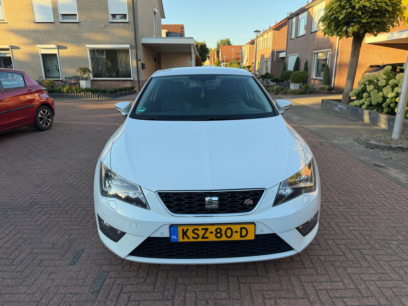 Seat Leon FR 1.4 150PK 2015 parelmoerwit, Zwart, 4 cilinders, Leon, Wit
