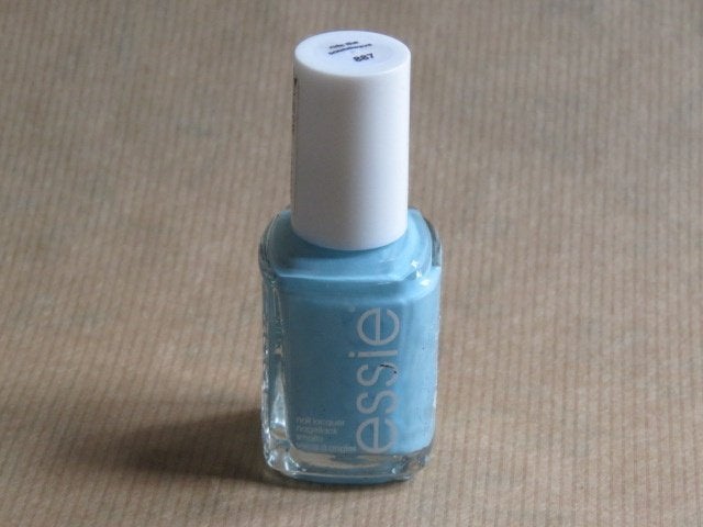Nieuwe Essie nagellak lichtblauw kleur 887, Blauw, Nieuw, Ophalen of Verzenden, Handen en Nagels