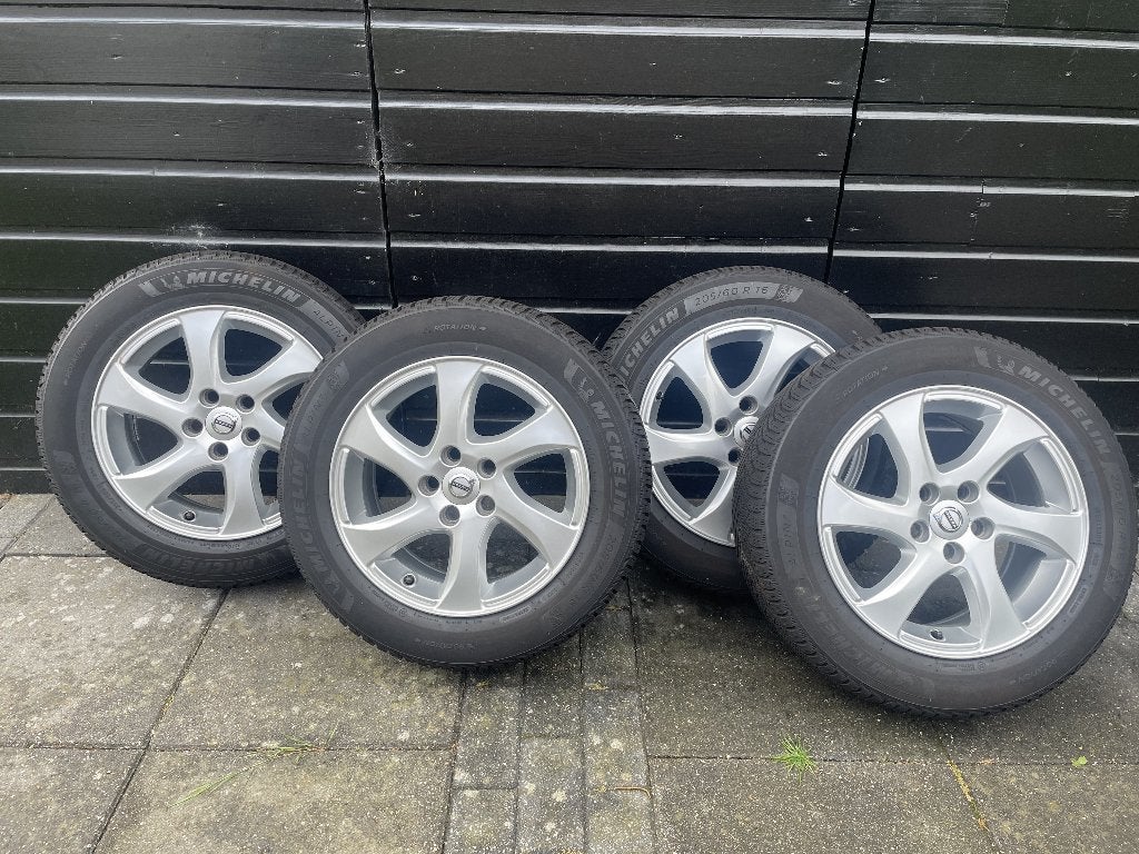 Volvo V40 CC winterset Geminus Michelin Alpin 7 205/60 R16, Ophalen, Gebruikt, 16 inch, Band(en)