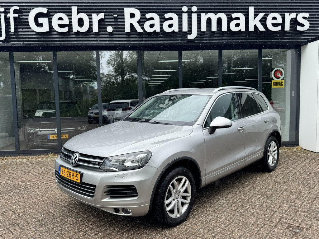Volkswagen Touareg 3.0 TSI Hybrid High Edition*Luchtvering*N, Auto's, Volkswagen, Automaat, Euro 5, Gebruikt, 2995 cc