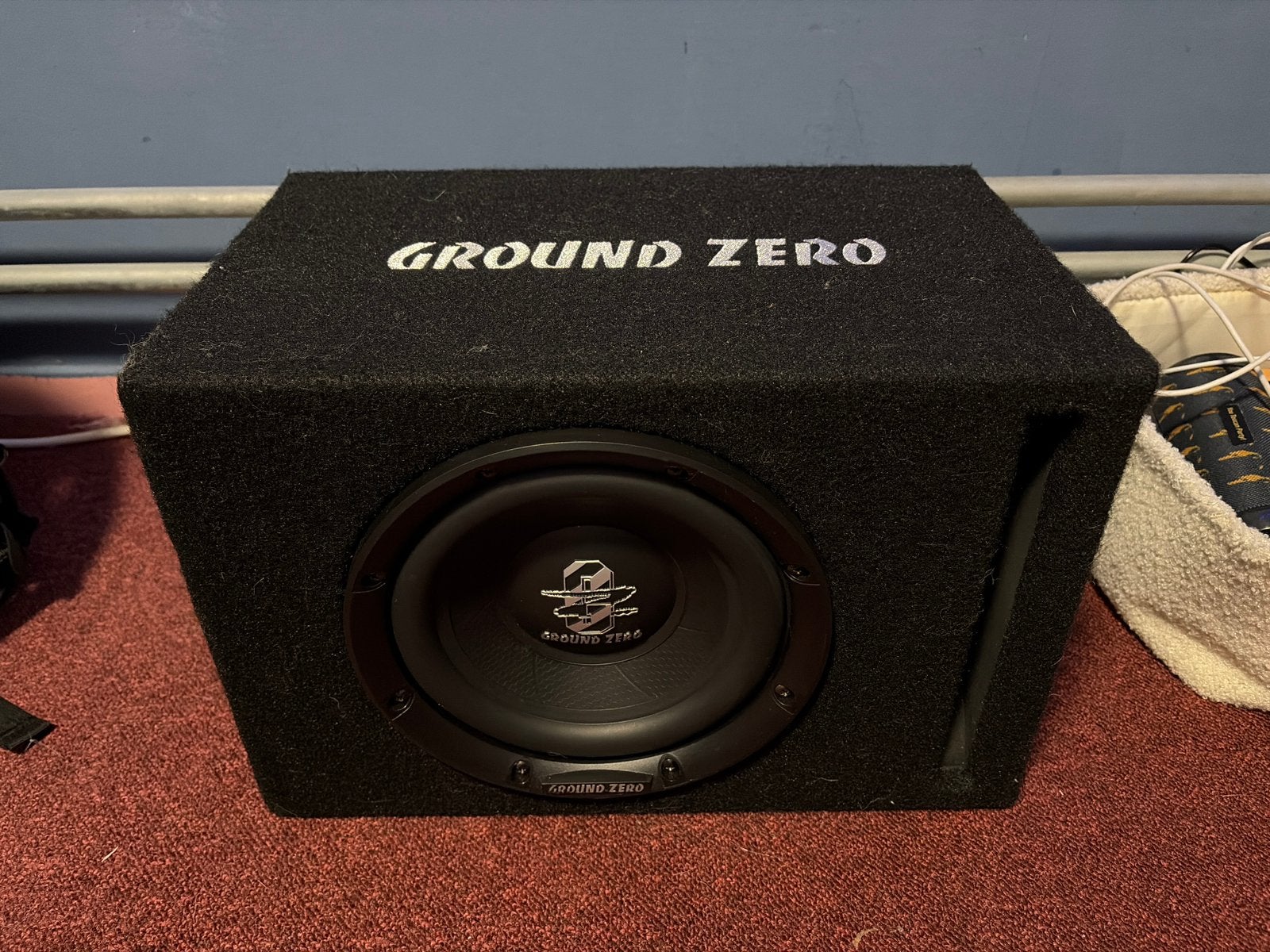 Ground zero subwoofer, Ophalen, Zo goed als nieuw