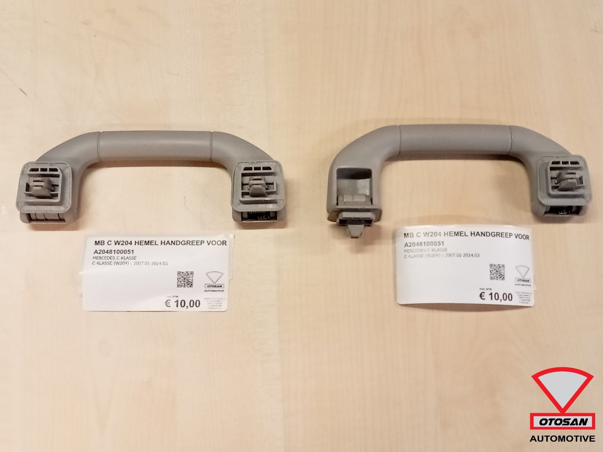 Mercedes C Klasse W204 Hemel Handgreep Voor A2048100051