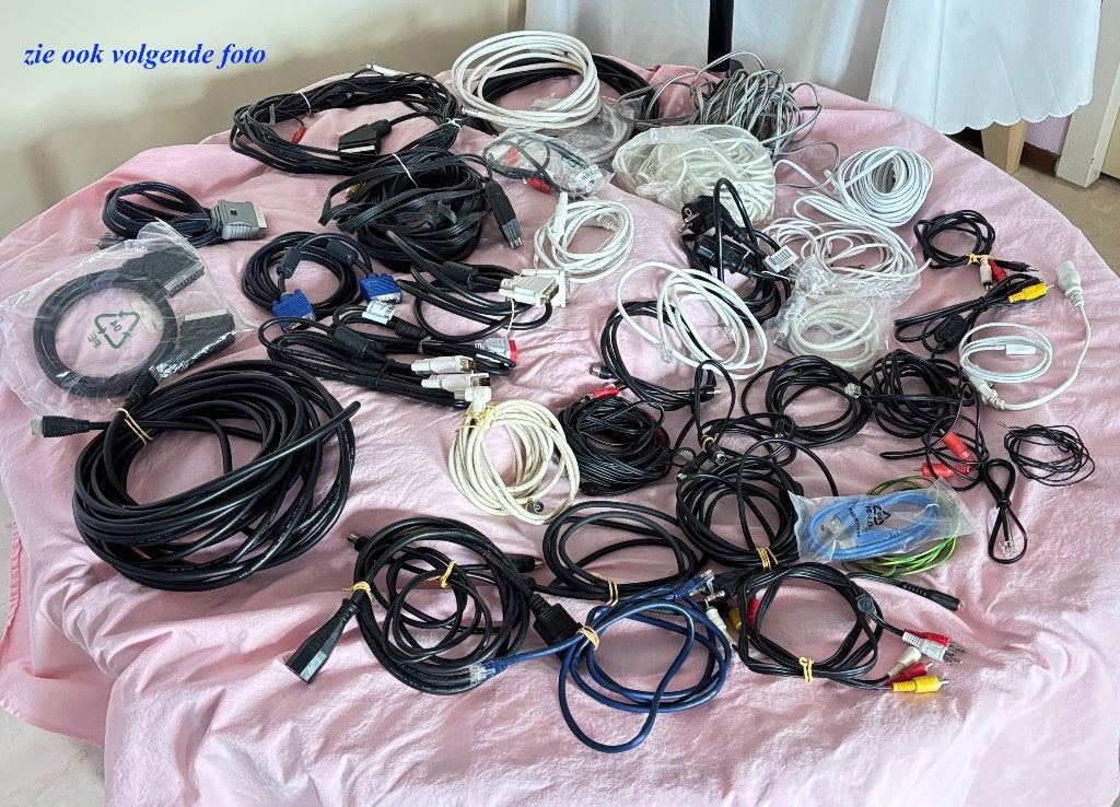 Grote partij diverse kabels Audio Video Data Stroom Speakers, Ophalen, Gebruikt, 5 tot 10 meter, Overige kabels