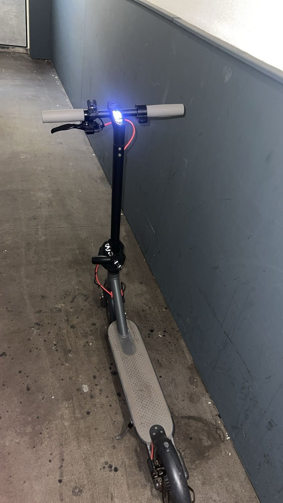 Elektrische step met display en oplader, Fietsen en Brommers, Steps, Ophalen, Gebruikt, Elektrische step (E-scooter)