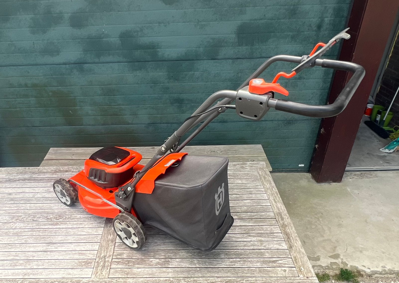 Husqvarna tuin onderhoudsset, Tuin en Terras, Grasmaaiers, Ophalen, Zo goed als nieuw