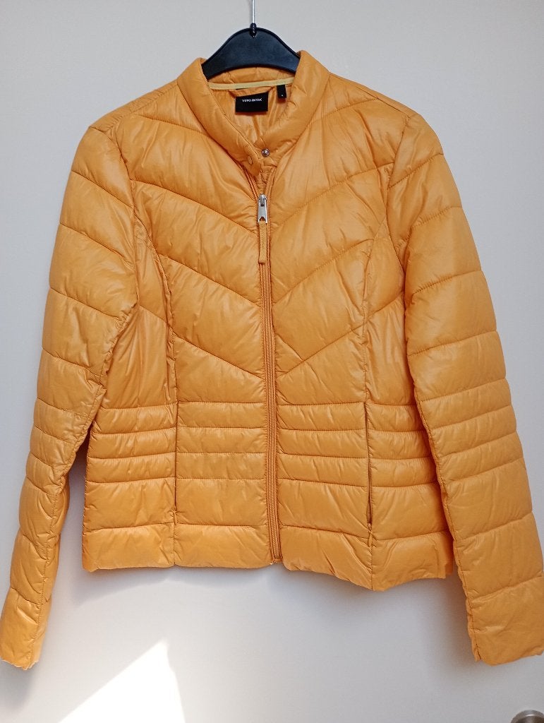 Korte donsjas VERO MODA maat S, Kleding | Dames, Ophalen, Vero Moda, Geel, Zo goed als nieuw