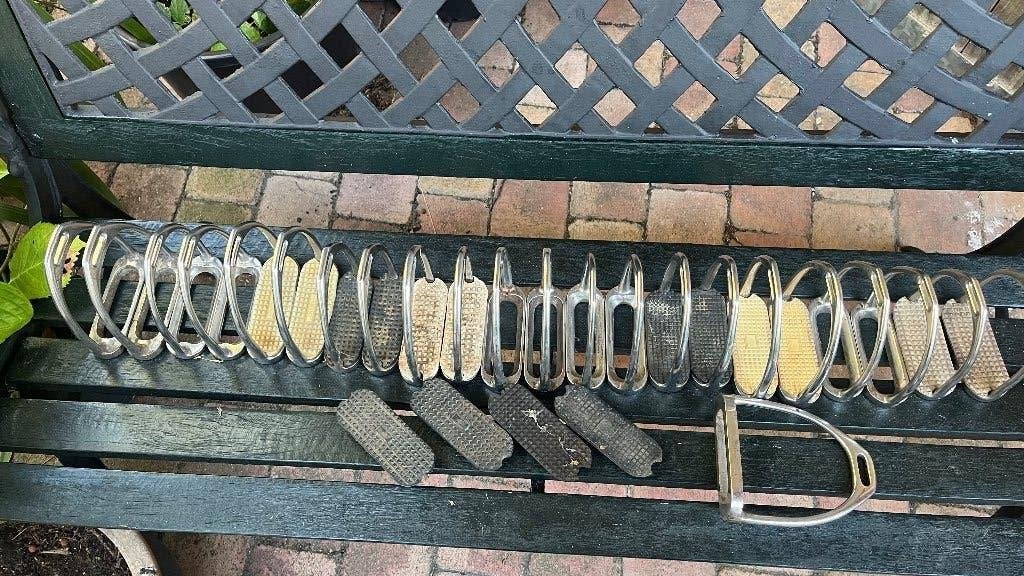 12  paar Stijgbeugels, Ophalen of Verzenden, Symmetrisch, Overige merken, Stijgbeugels