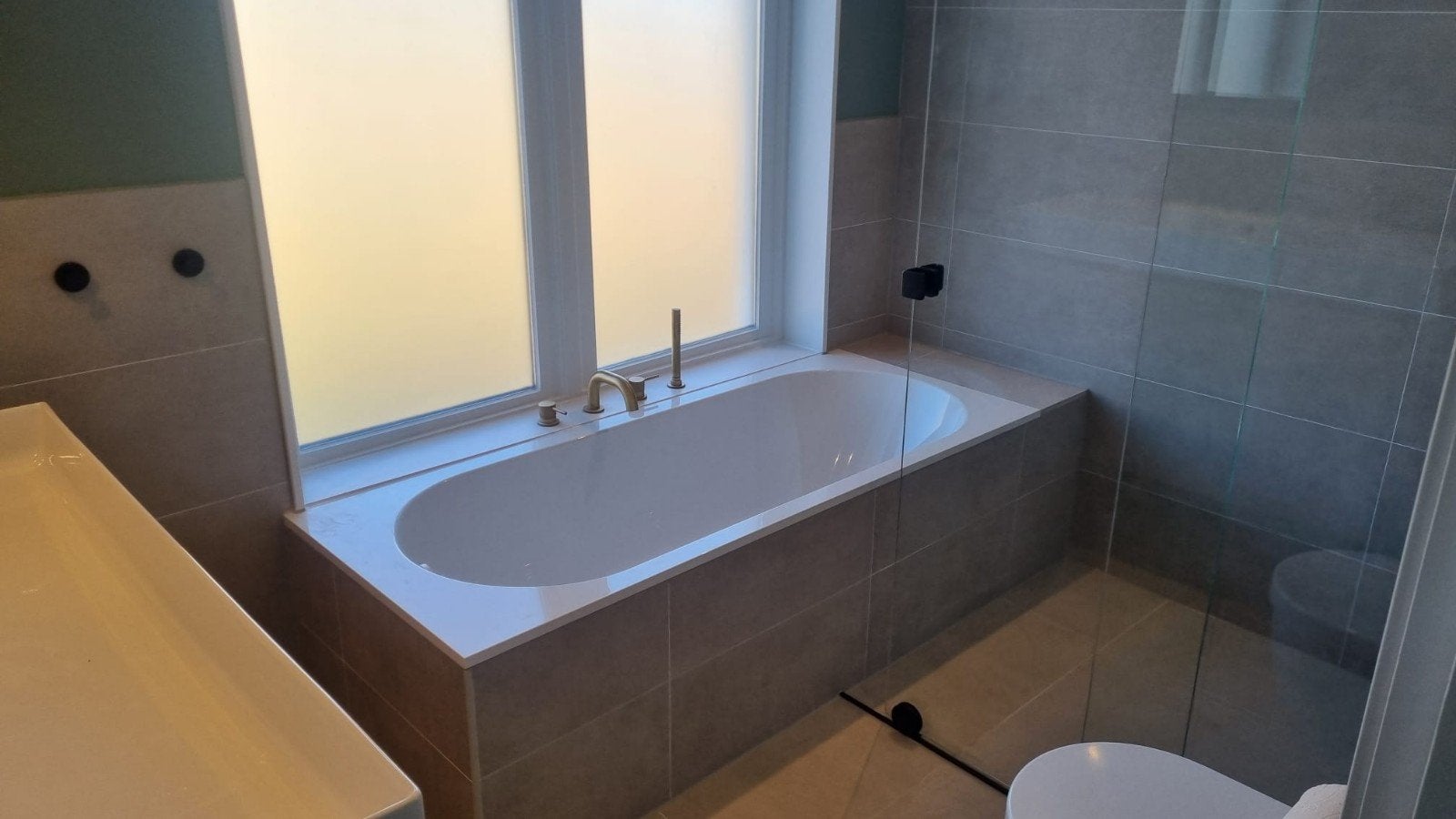 Nieuw Villeroy & Boch Oberon Bad, Ophalen, Nieuw