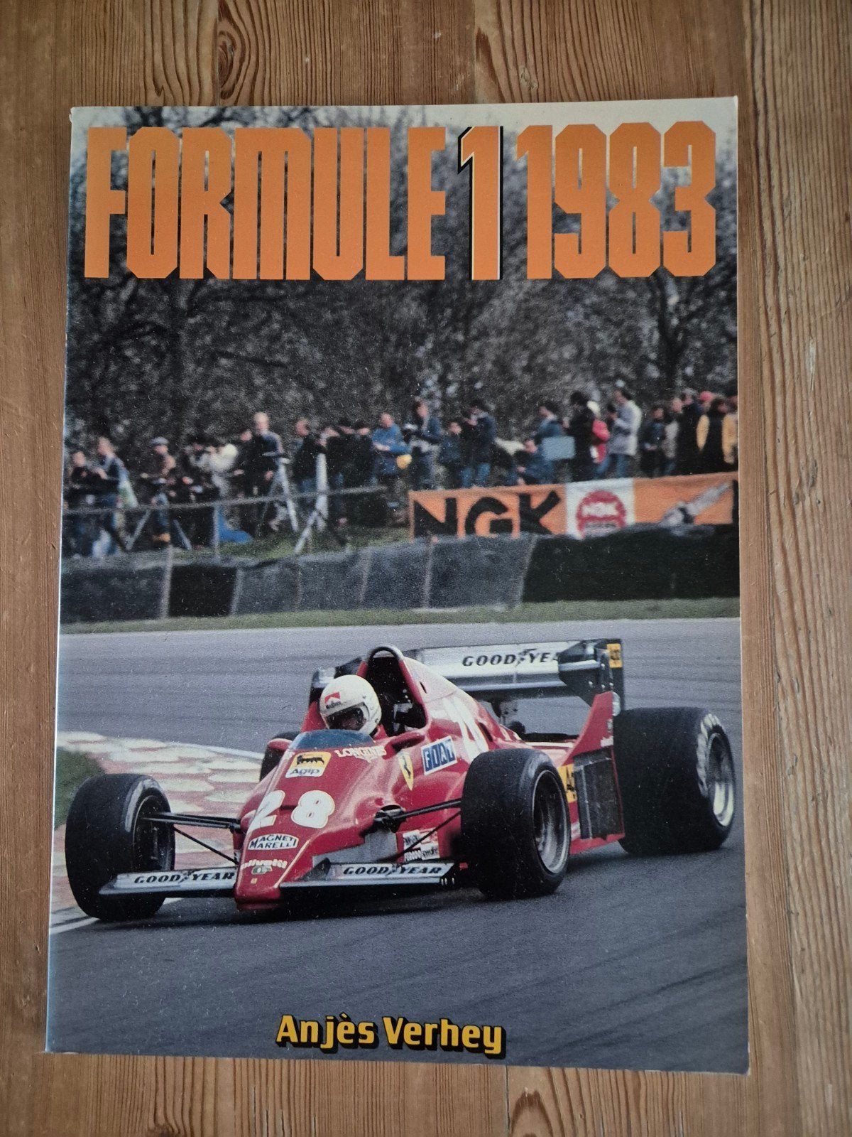 Formule 1 1983 Boek - Anjès Verhey, Ophalen of Verzenden, Zo goed als nieuw, Ferrari, Anjès Verhey