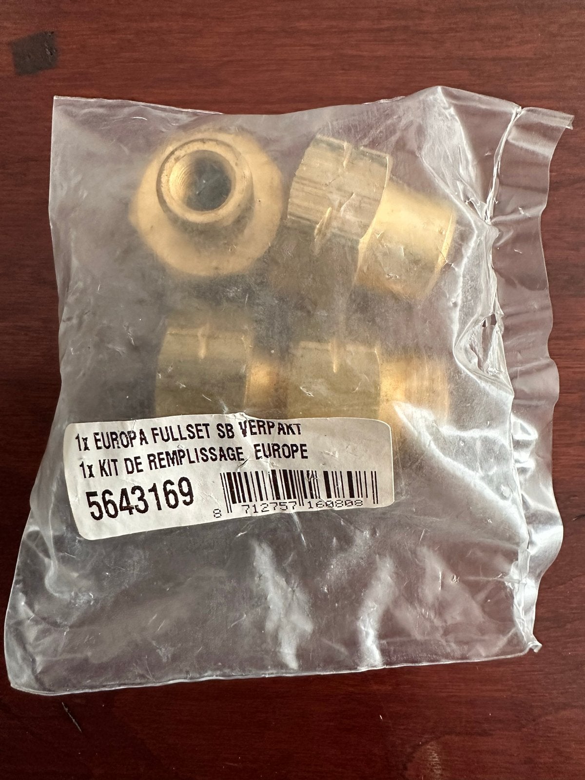 Gasvulset Europa - 4 Adapters voor Gasfles Vullen, Ophalen, Nieuw