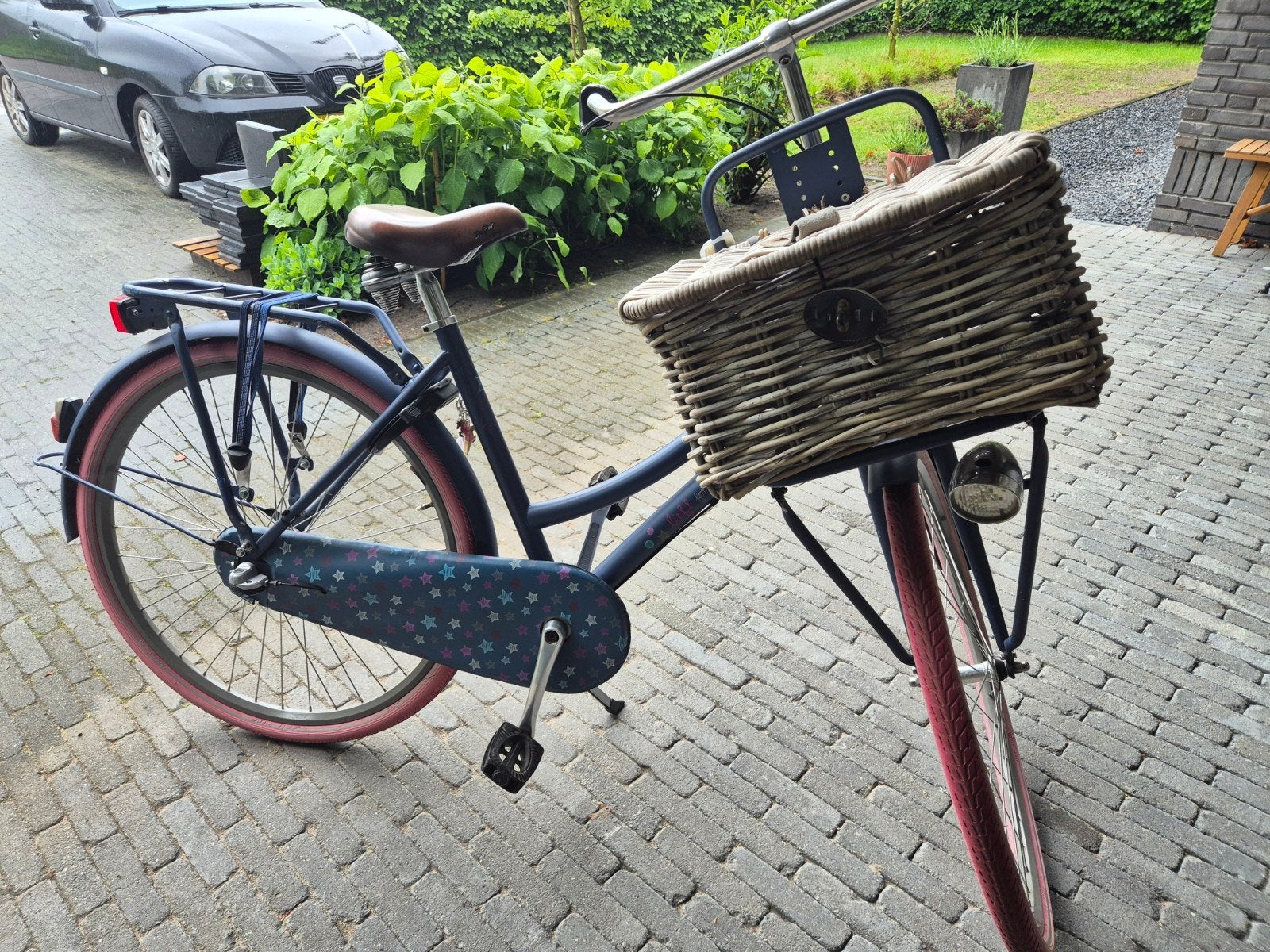Leuke blauwe damesfiets met mand en lage instap, Fietsen en Brommers, Fietsen | Dames | Damesfietsen, Terugtraprem, 50 tot 53 cm