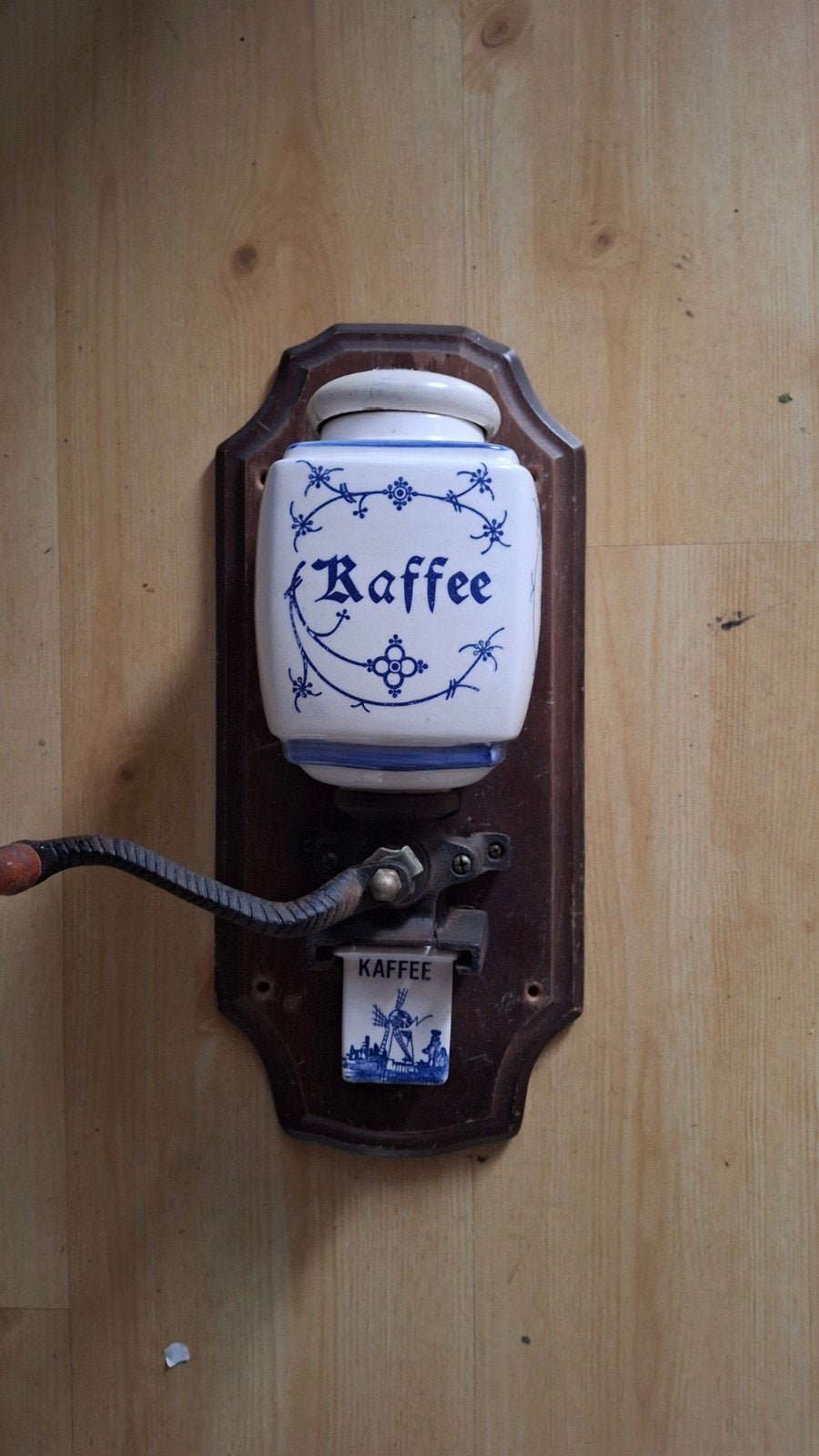 Antieke koffiemolen met Delfts blauw decor, Ophalen of Verzenden