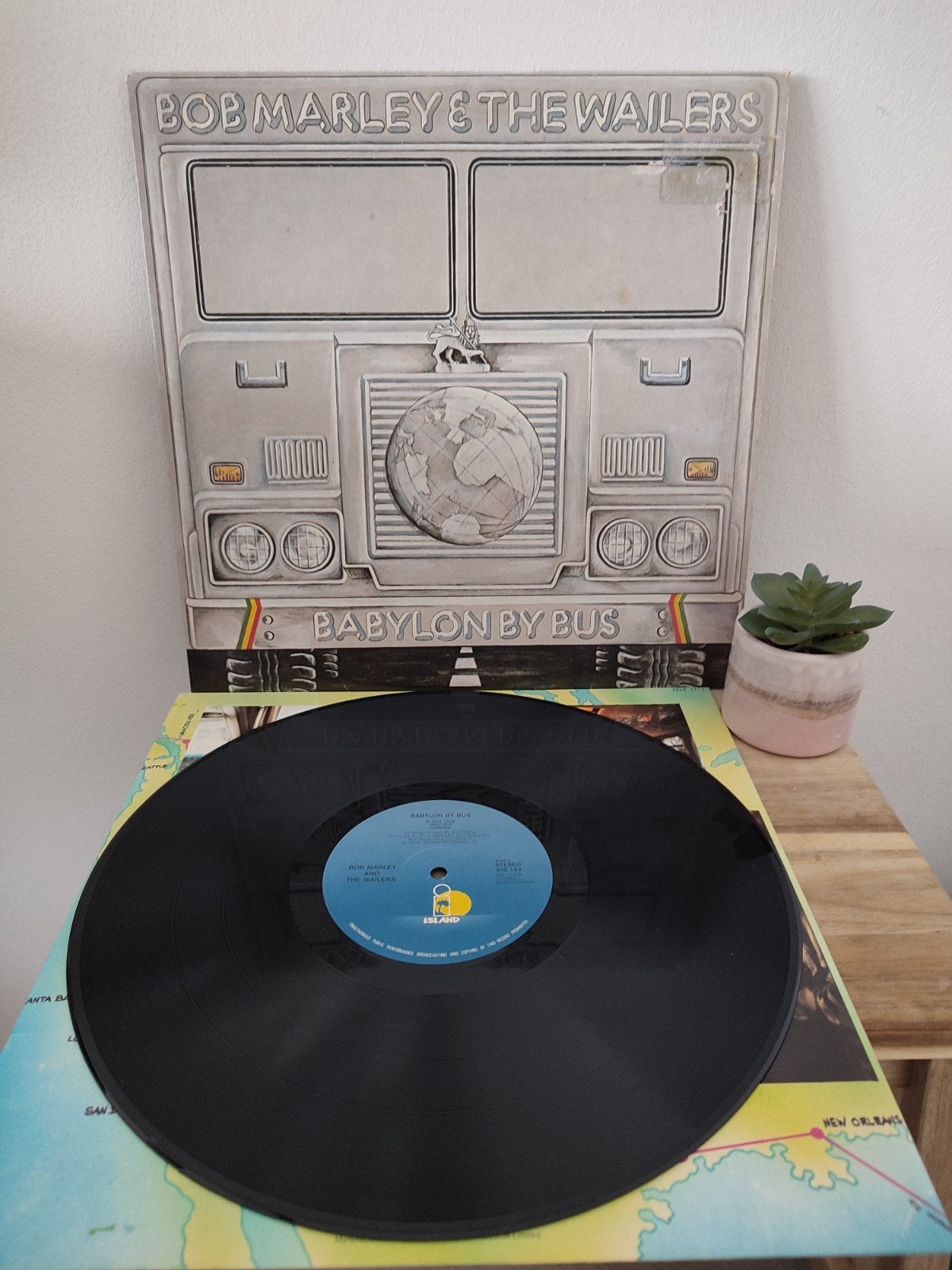 Bob Marley & the wailers - Babylon by Bus met poster, Gebruikt, Ophalen of Verzenden, Dubbel-LP, 12 inch