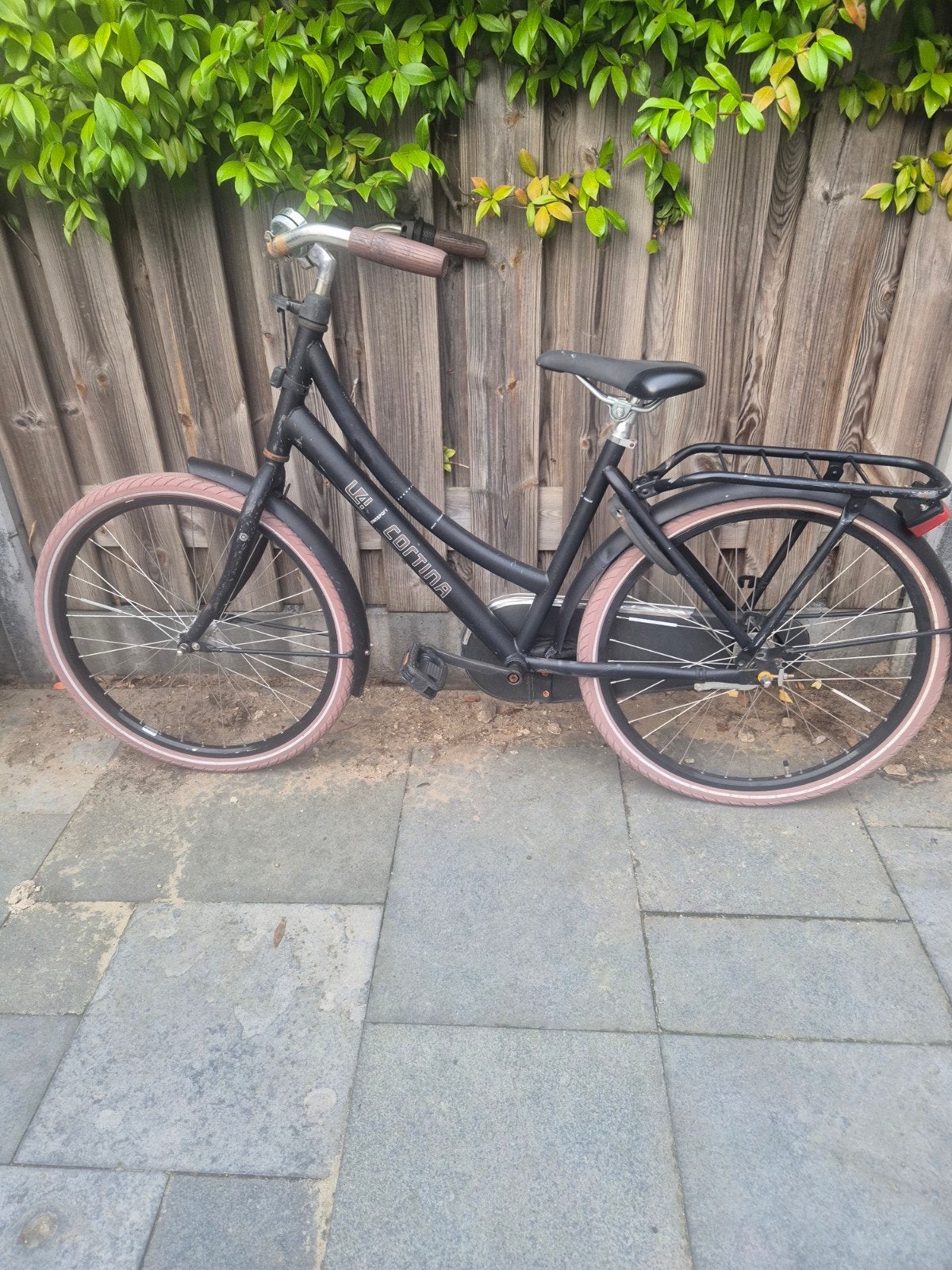 Cortina U4 Transportfiets Dames - Zwart met Roze Banden, Ophalen, Gebruikt, Velgrem, Versnellingen