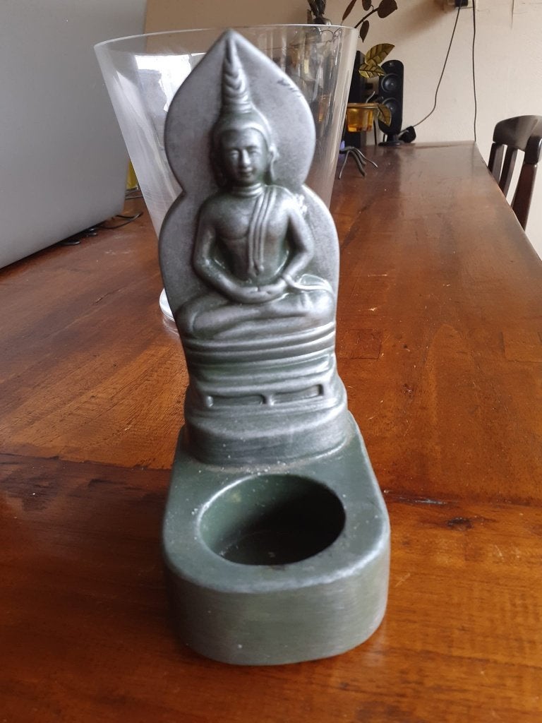 Boeddha beeldje als kaarshouder, Ophalen of Verzenden, Zo goed als nieuw, Overige materialen, Kandelaar