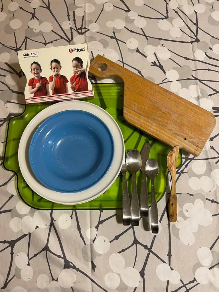 Uit productie Zeer Zeldzaam! iittala / kids' stuff 13-delig, Gebruikt, Ophalen of Verzenden, Overige stijlen, Porselein