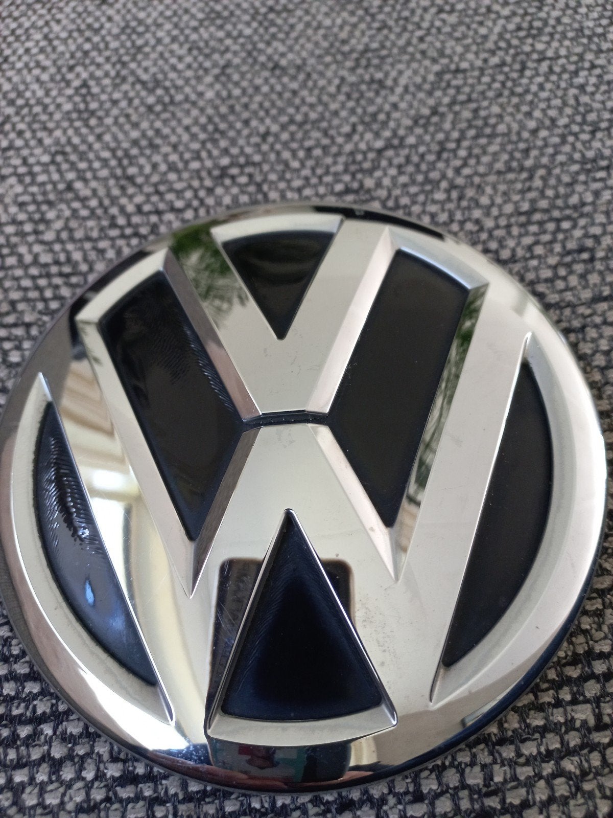 Volkswagen logo embleem voor auto, Ophalen of Verzenden, Gebruikt, Volkswagen