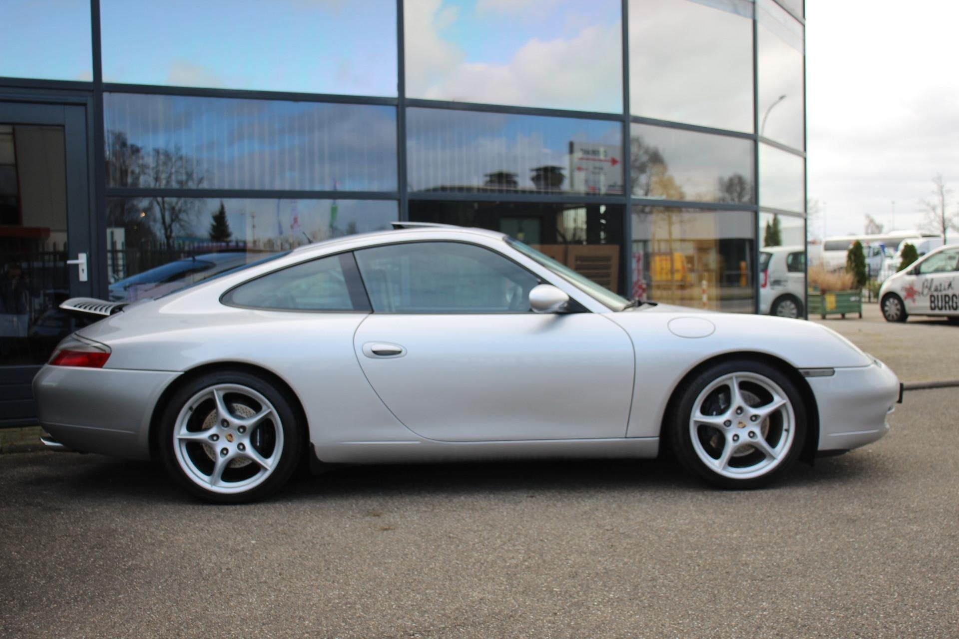 Porsche 911 Carrera Coupe 3.4 300PK Tiptronic NETTE AUTO!, foto 5