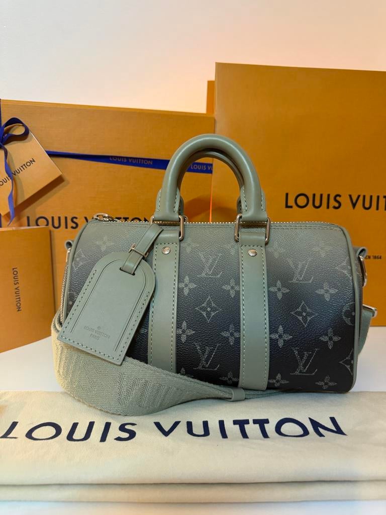 Louis Vuitton Keepall 25, Ophalen of Verzenden, Zo goed als nieuw, Groen, Handtas