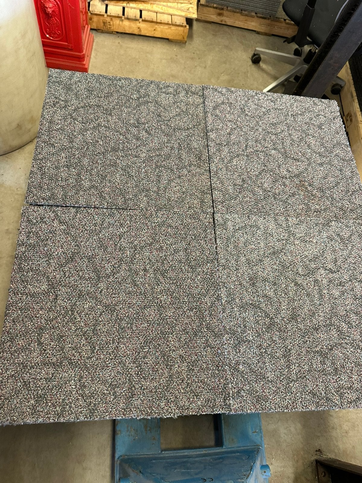 Tapijttegels 50x50 cm grijs, Ophalen, Gebruikt, Q, 75 m² of meer