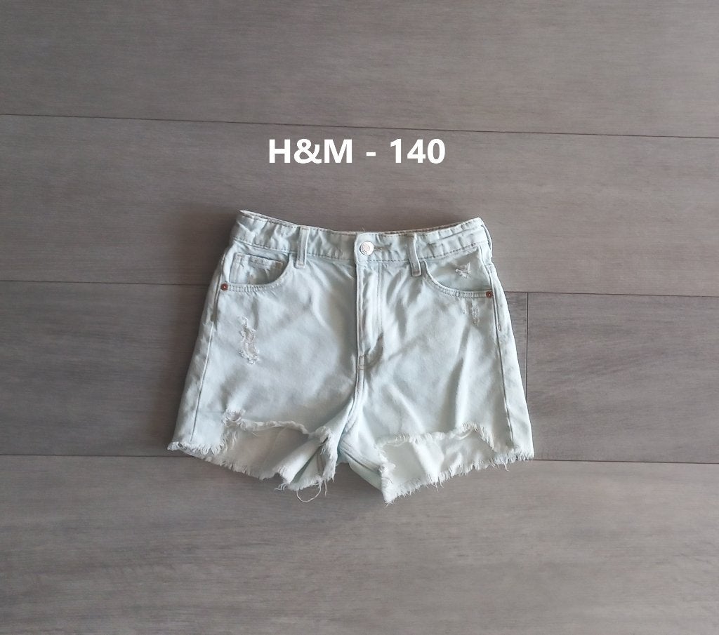 Meisjes H&M stoere denim short maat 140, Kinderen en Baby's, Kinderkleding | Maat 140, Broek, Meisje, Ophalen of Verzenden, H&M.