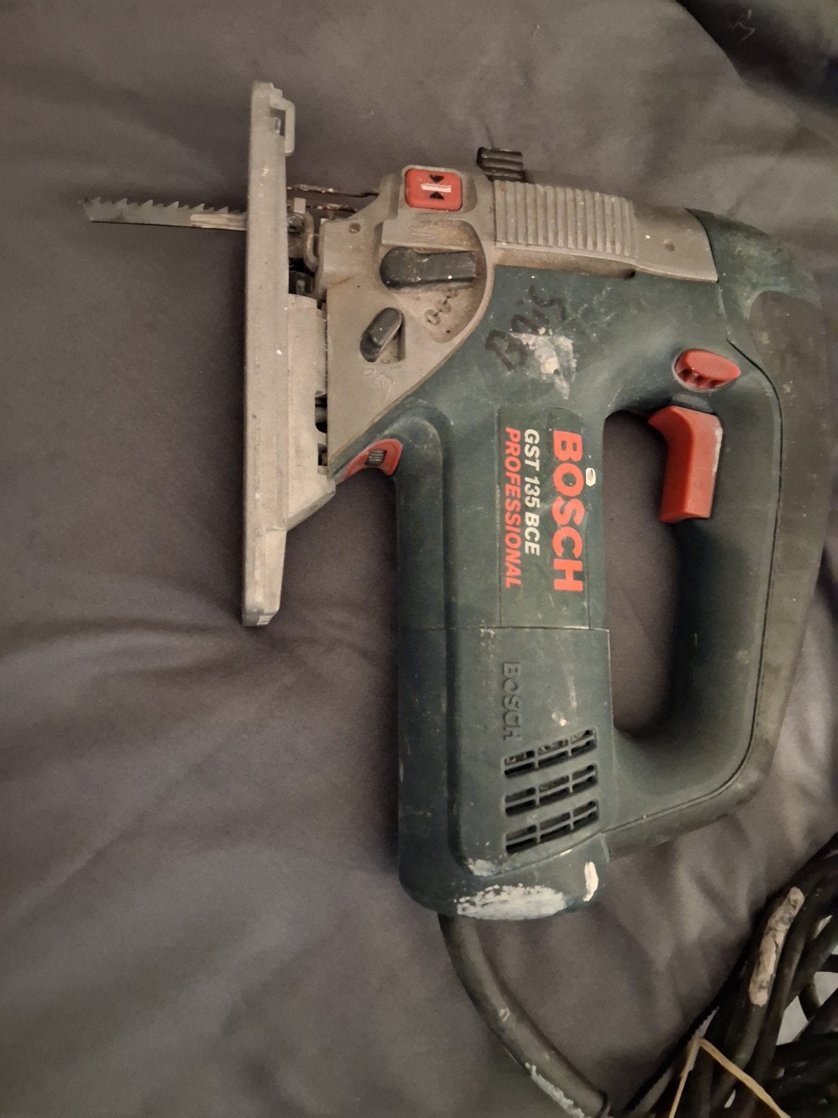 Bosch GST 135 BCE Professional Decoupeerzaag, Gebruikt, Decoupeerzaag, 600 tot 1200 watt, Ophalen of Verzenden