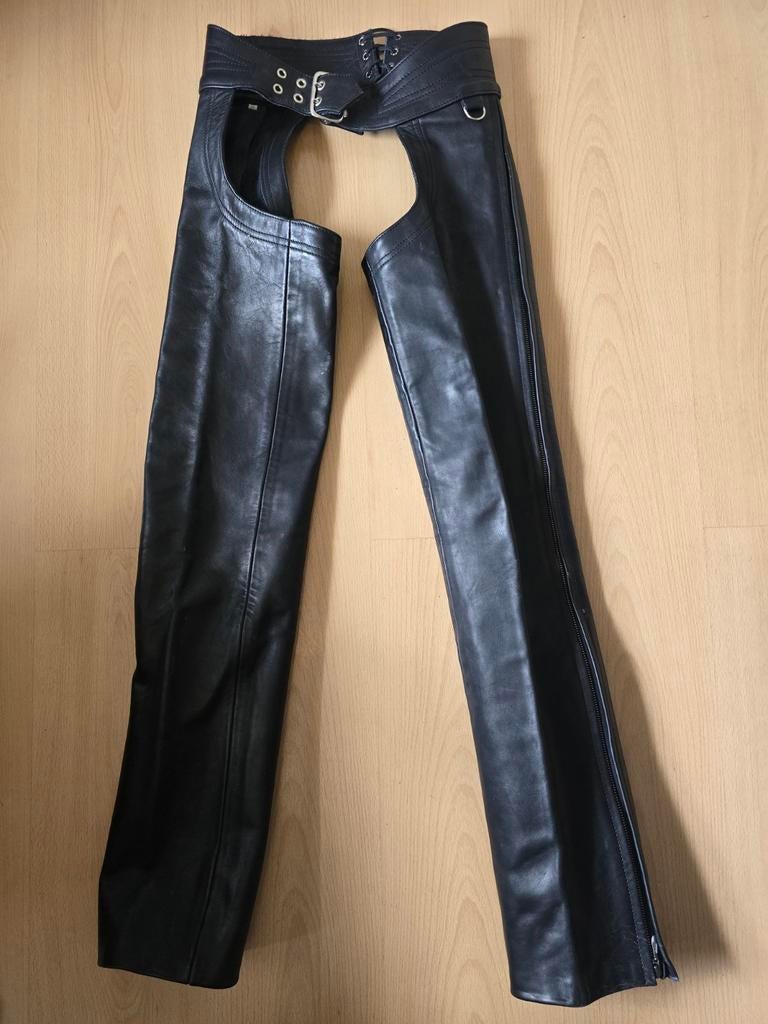 Zwarte leren chaps  maat 27, Verzenden