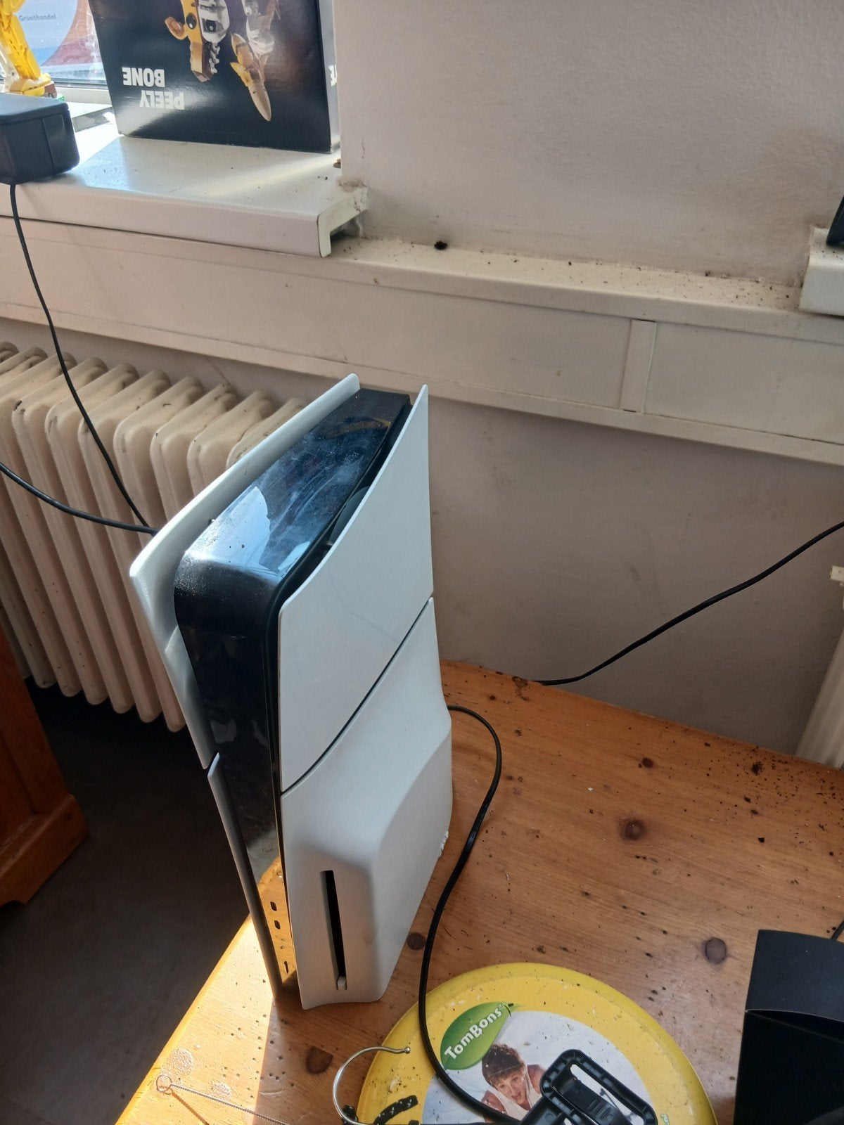 PlayStation 5 met 2 controllers en doos, 2 spelers, Ophalen of Verzenden, Gebruikt