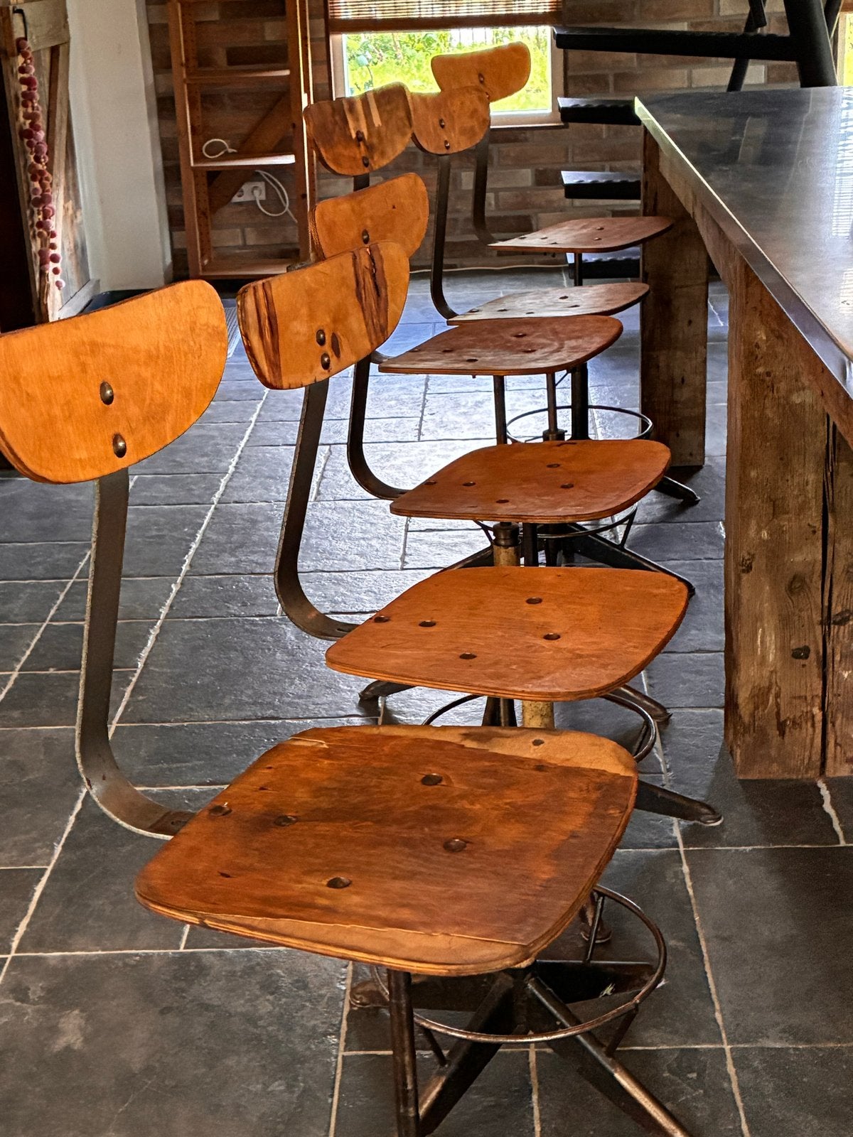 2 vintage Tekentafel Krukken, Ophalen, Gebruikt, In hoogte verstelbaar, 60 tot 90 cm