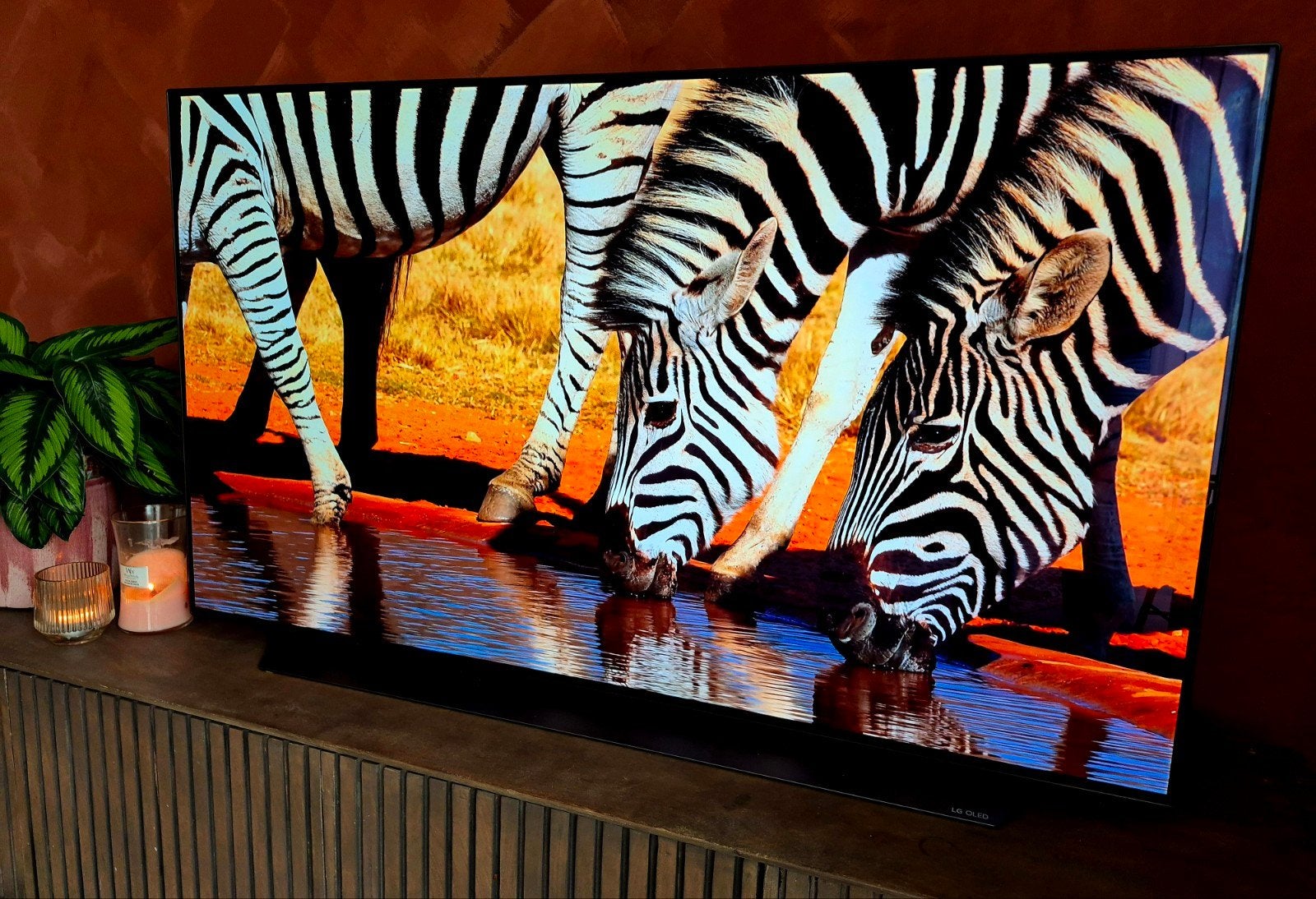Prachtige (4K/120hz/HDMI 2.1) LG OLED55C9PLA 55" Smart TV