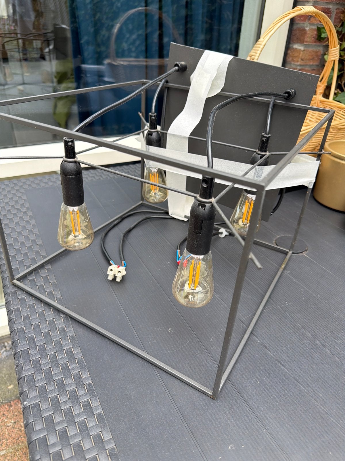 Gratis: Industriële hanglamp met 4 LED filament lampen, Overige merken, Gebruikt, Zwart, Industrieel
