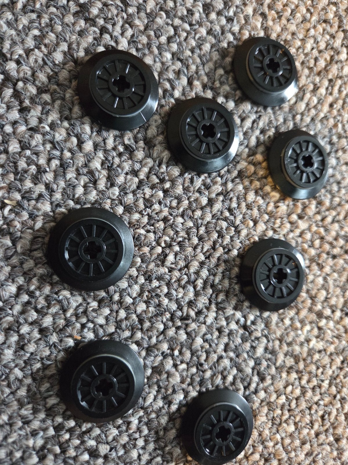 8 zwarte LEGO treinwielen 2.5 cm - Emerald Night, Ophalen of Verzenden, Gebruikt, Overige merken