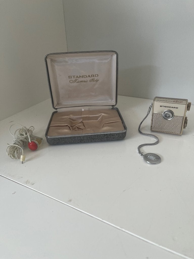 Vintage Standard Micronic Ruby Transistor Radio met doos, Ophalen of Verzenden