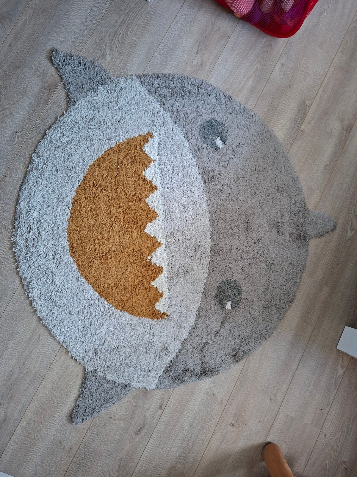 Rond haaien kleed van Tapis Petit, Ophalen, 50 tot 100 cm, Speels, Kinderkamer, Haai, Grijs